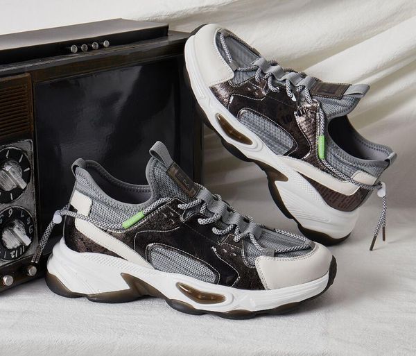 new european and american men's sports leisure korean fashion trend low breathable mesh anti-odor wear thick soles men's shoes sty, Black
new european and american men's sports leisure korean fashion trend low breathable mesh anti-odor wear thick soles men's shoes sty, Black