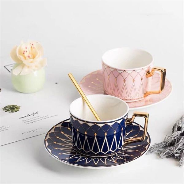 3pcs luxury ceramic coffee cup set with spoon european style household bone china afternoon cups can be a gift
3pcs luxury ceramic coffee cup set with spoon european style household bone china afternoon cups can be a gift