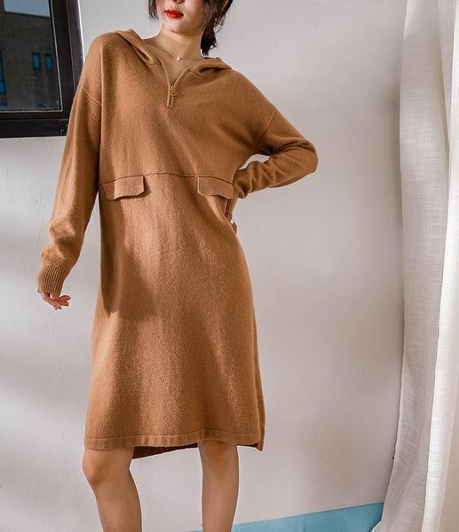 autumn dress women medium length angora fleece knit dress with hood and slit hem moderate close skin false pocket decoration, Black;gray
autumn dress women medium length angora fleece knit dress with hood and slit hem moderate close skin false pocket decoration, Black;gray