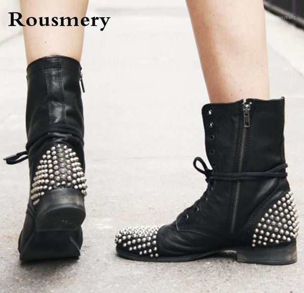 2021 spring new brand women black spike rivets lace up zipper flat short ankle booties motorcycle punk boots big size 461
2021 spring new brand women black spike rivets lace up zipper flat short ankle booties motorcycle punk boots big size 461