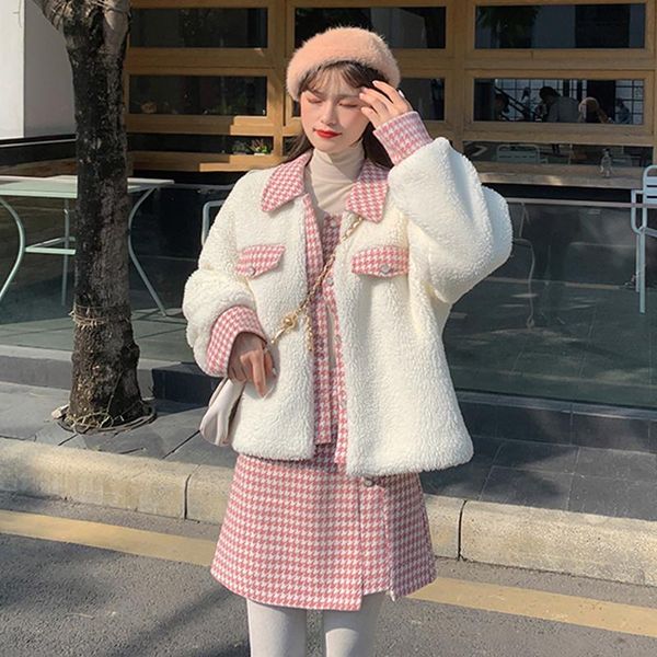 women's tracksuits autumn winter women sweet lolita style two piece set elegant plaid patchwork plush jacket + bodycon mini short skirt, Gray
women's tracksuits autumn winter women sweet lolita style two piece set elegant plaid patchwork plush jacket + bodycon mini short skirt, Gray