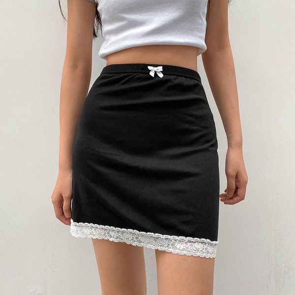 2021 skirt women's 2021 spring high waist lace stitching buttock a-line skirt short, Black
2021 skirt women's 2021 spring high waist lace stitching buttock a-line skirt short, Black
