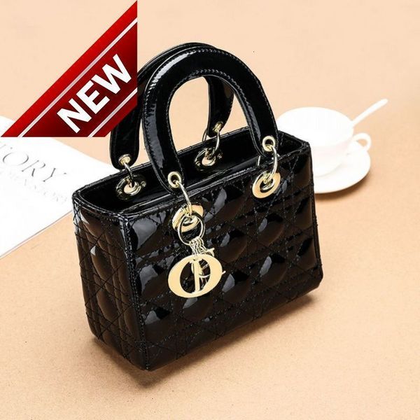 bag female 2022 new ins patent leather messenger princess diana one shoulder portable large capacity, high texture and versatile
bag female 2022 new ins patent leather messenger princess diana one shoulder portable large capacity, high texture and versatile