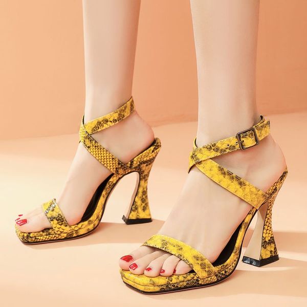 dress shoes agodor 2021 party sandals snake skin open toe women spike high heel cross tied slingback size 33-43, Black
dress shoes agodor 2021 party sandals snake skin open toe women spike high heel cross tied slingback size 33-43, Black