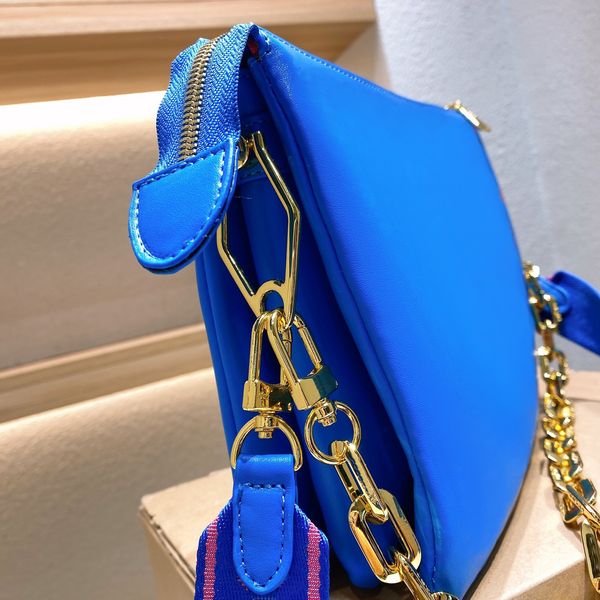 2022print embossed sheepskin hand-held single shoulder messenger bag design feeling large capacity chain method stick bag pillow
2022print embossed sheepskin hand-held single shoulder messenger bag design feeling large capacity chain method stick bag pillow