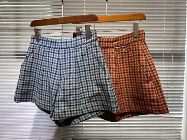 2021 new ladies loose casual plaid wool shorts 08251, White;black
2021 new ladies loose casual plaid wool shorts 08251, White;black