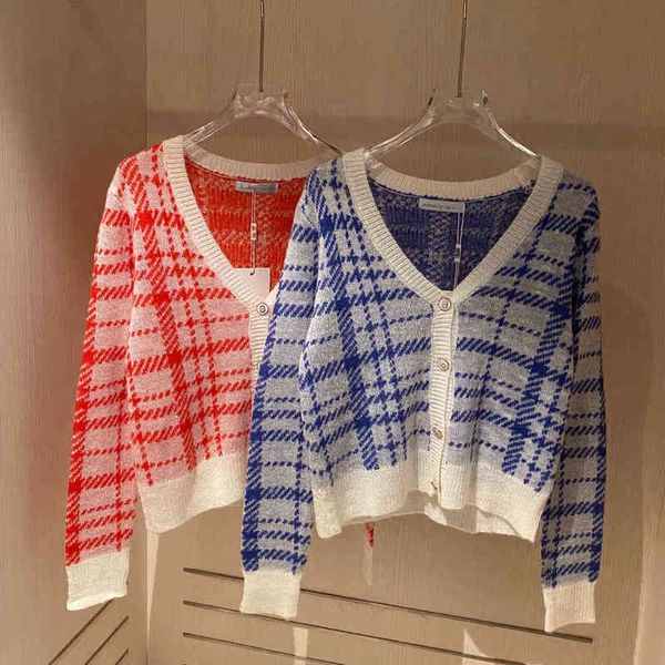 2022 factory wholesale new correct version of family early autumn check contrast color knitted cardigan women's slim temperament long s, White;black
2022 factory wholesale new correct version of family early autumn check contrast color knitted cardigan women's slim temperament long s, White;black