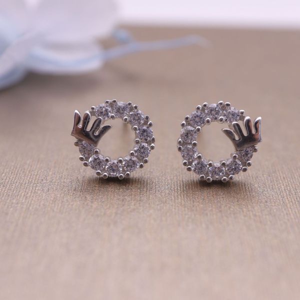 hengsheng s925 silver cross-border one product dropshipping crown fashion korean style simple stud earrings womens earrings
hengsheng s925 silver cross-border one product dropshipping crown fashion korean style simple stud earrings womens earrings