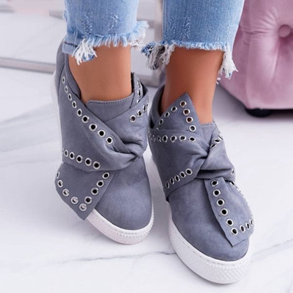 2021 new women bowtie ankle boots wee autumn slip on height increase lady fashion casual vulcanized shoes plus size 1 t7ci, Black
2021 new women bowtie ankle boots wee autumn slip on height increase lady fashion casual vulcanized shoes plus size 1 t7ci, Black