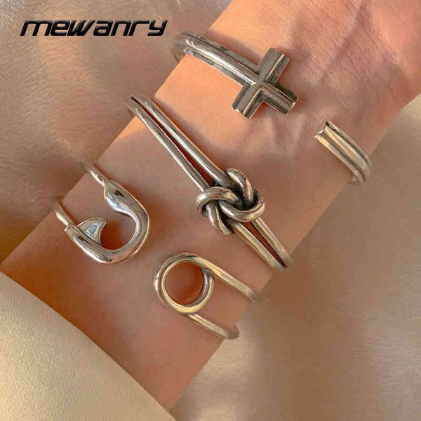 mewanry 925 sterling silver cross pin knotted vintage bracelet fashion trendy elegant party jewelry birthday gifts for women, Golden;silver
mewanry 925 sterling silver cross pin knotted vintage bracelet fashion trendy elegant party jewelry birthday gifts for women, Golden;silver