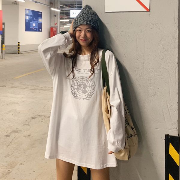 net red ins super fire cartoon coat t-shirt bear reflective printing long sleeve t-shirt women 2020 new korean loose couple hmxcz hm, White
net red ins super fire cartoon coat t-shirt bear reflective printing long sleeve t-shirt women 2020 new korean loose couple hmxcz hm, White