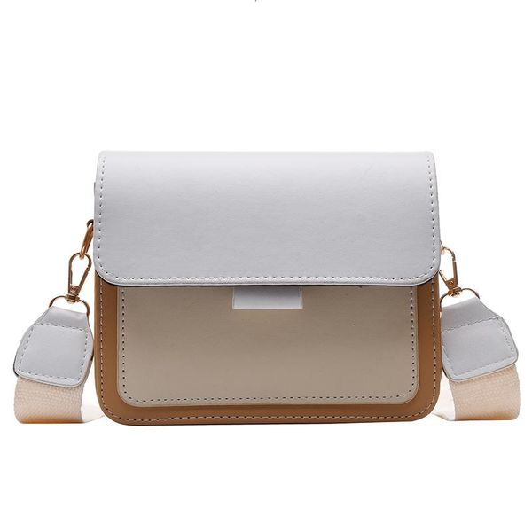 the new style 2020 is versatile with a single-shoulder cross-body style bag with stylish texture
the new style 2020 is versatile with a single-shoulder cross-body style bag with stylish texture