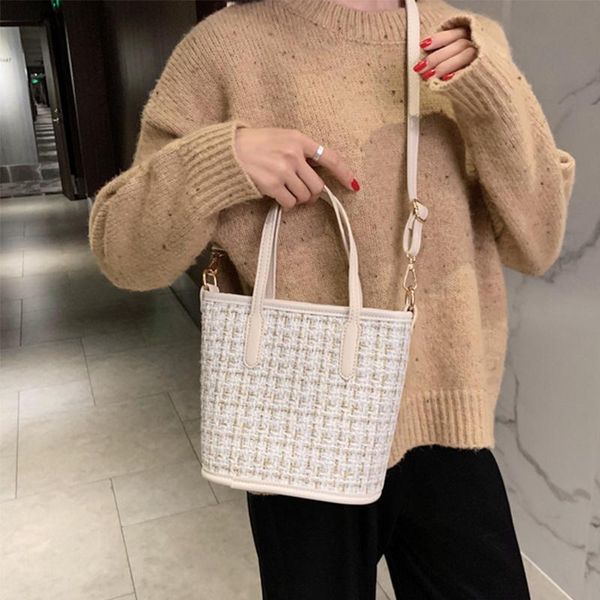 large women crossbody bag portable women's bucket bags woolen material weave design tote casual large capacity ladies handbag 
large women crossbody bag portable women's bucket bags woolen material weave design tote casual large capacity ladies handbag