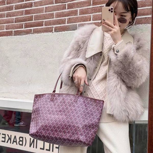 luxurys designers shoulder bags woman fashion classic handbags embroidery limited edition lady handbag high capacity travel shopping bag pra
luxurys designers shoulder bags woman fashion classic handbags embroidery limited edition lady handbag high capacity travel shopping bag pra