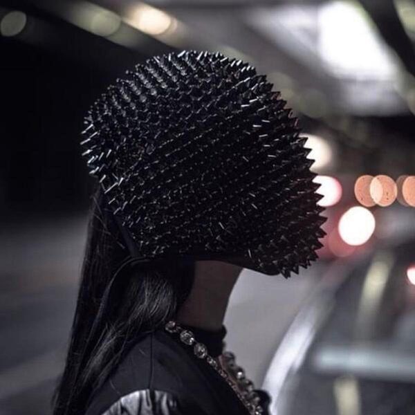 club rivet face hedgehog night helmet thorn dj dance mask fashion costumes women halloween masquerade fancy party props
club rivet face hedgehog night helmet thorn dj dance mask fashion costumes women halloween masquerade fancy party props
