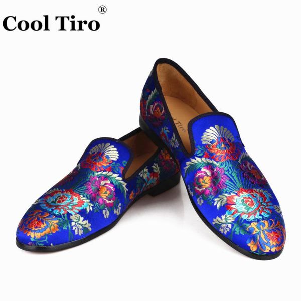 blue silk jacquard loafers men smoking slippers formal wedding dress shoes men's moccasins genuine leather casual shoes flats, Black
blue silk jacquard loafers men smoking slippers formal wedding dress shoes men's moccasins genuine leather casual shoes flats, Black