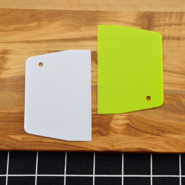 2colors set 1 pp plastics ровных края торт скребок кухня мука кондитерские украшения торта инструменты для выпечки кондитерских изделий инст
2colors set 1 pp plastics ровных края торт скребок кухня мука кондитерские украшения торта инструменты для выпечки кондитерских изделий инст
