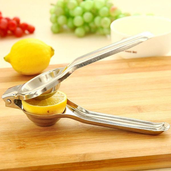 blender manual-juicer fruits-squeezer stainless steel mini juicer home lemon clip creative squeeze orange juice easy to use1
blender manual-juicer fruits-squeezer stainless steel mini juicer home lemon clip creative squeeze orange juice easy to use1
