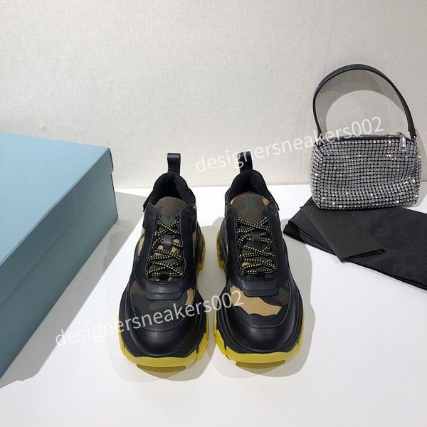 new man walking sneakers men women black red casual shoes fashion paris sneakers rx201213
new man walking sneakers men women black red casual shoes fashion paris sneakers rx201213