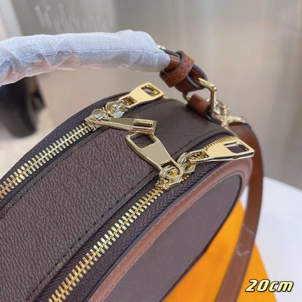 2022luxurys designers bags women shoulder bag handbag portable round cake wallet large capacity lady messenger versatile purse b
2022luxurys designers bags women shoulder bag handbag portable round cake wallet large capacity lady messenger versatile purse b