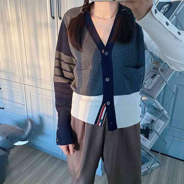 contrast color cardigan women's college style four bar matching wool knitted coat loose and thin, White
contrast color cardigan women's college style four bar matching wool knitted coat loose and thin, White