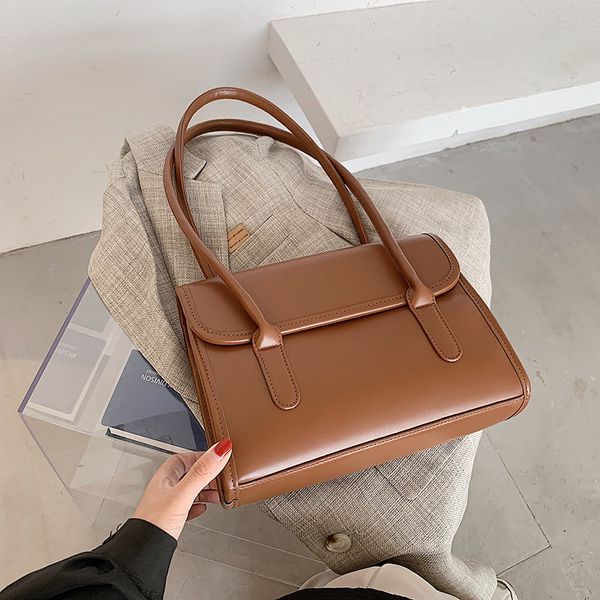 2020 shoulder bag female simple female casual student personality trend solid color all-match daily out of the street fashion handbags10
2020 shoulder bag female simple female casual student personality trend solid color all-match daily out of the street fashion handbags10