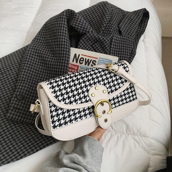 women shoulder bag ladies messenger bag female handbags shoulder female travel handbag sac main 2021 new crossbody bags
women shoulder bag ladies messenger bag female handbags shoulder female travel handbag sac main 2021 new crossbody bags