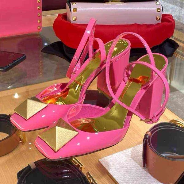 dress shoes suojialun new brand big rivet women sandals square high heel 9cm ladies elegant pumps ankle buckle shallow mule 220303, Black
dress shoes suojialun new brand big rivet women sandals square high heel 9cm ladies elegant pumps ankle buckle shallow mule 220303, Black