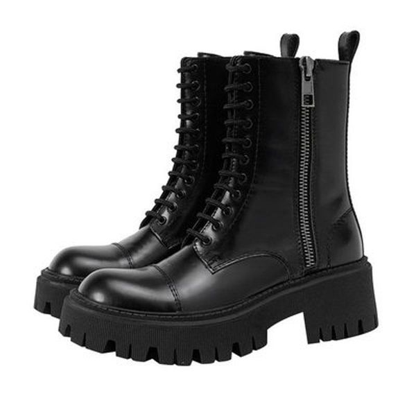 boots siddons autumn winter female cross-tied leather women black ankle motorcycle botas ladies platform chunky heel shoes
boots siddons autumn winter female cross-tied leather women black ankle motorcycle botas ladies platform chunky heel shoes