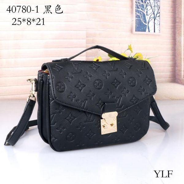 2019 new fashion shoulder bags chain women's and men's classic handbags pu crossbody bags purse handbag clamshell fashion bag
2019 new fashion shoulder bags chain women's and men's classic handbags pu crossbody bags purse handbag clamshell fashion bag