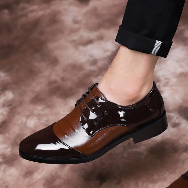 oxford shoes man classic pointed toe fashion brogue shoes men new trendy luxury mens dress sneakers lace up 38-48, Black 
oxford shoes man classic pointed toe fashion brogue shoes men new trendy luxury mens dress sneakers lace up 38-48, Black
