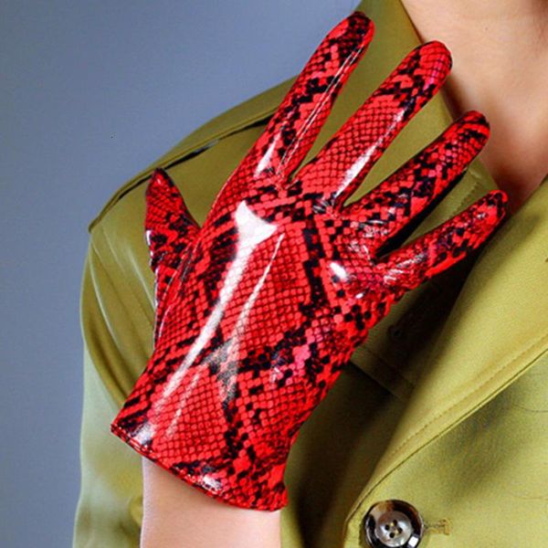 fashion snake pattern wrist windproof warm driving glove winter female imitation animal leather christmas party dress mitten l39, Blue;gray
fashion snake pattern wrist windproof warm driving glove winter female imitation animal leather christmas party dress mitten l39, Blue;gray