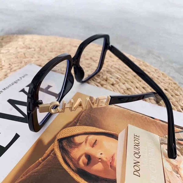 sunglasses plain facial artifact small fragrant box women's net red same blue light and radiation proof complete set with, White;black
sunglasses plain facial artifact small fragrant box women's net red same blue light and radiation proof complete set with, White;black