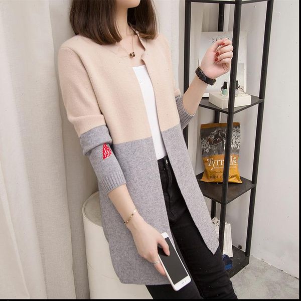 2021 autumn winter long cardigan sweater women patchwork contrast color long sleeve cardigan jacket female korean sweaters 1072, White;black
2021 autumn winter long cardigan sweater women patchwork contrast color long sleeve cardigan jacket female korean sweaters 1072, White;black