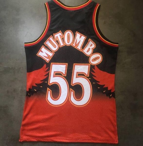 men's basketball atlanta hawk 55 dikembe mutombo mitchell & ness retro swingman black and red jersey and pant, Black;red
men's basketball atlanta hawk 55 dikembe mutombo mitchell & ness retro swingman black and red jersey and pant, Black;red