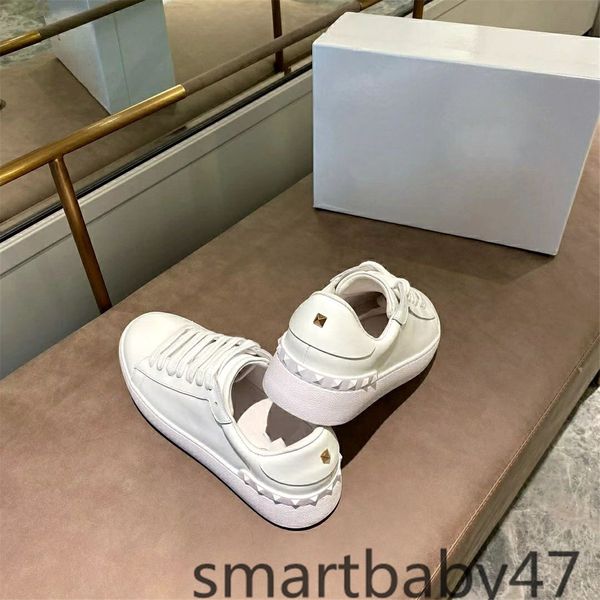 delivery white casual shoes platform leads to comfortable casual fashion small white shoes classic casual sports shoes women's italy, Black;red
delivery white casual shoes platform leads to comfortable casual fashion small white shoes classic casual sports shoes women's italy, Black;red