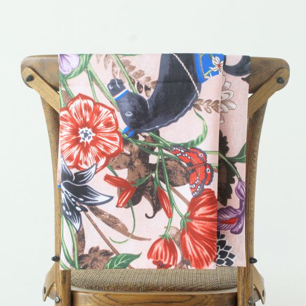 женщины большой twill шали luxury design silk платки похититель хиджаб шелковинка женщина лошадь печати париж шали 130 130 см, Blue;gray
женщины большой twill шали luxury design silk платки похититель хиджаб шелковинка женщина лошадь печати париж шали 130 130 см, Blue;gray