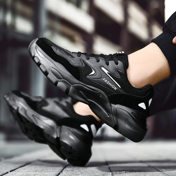 2021 walking shoes trend fashion breathable lightweight outdoor shoes for women men tripe black white mens trainers zapatos chaussures 40-45
2021 walking shoes trend fashion breathable lightweight outdoor shoes for women men tripe black white mens trainers zapatos chaussures 40-45