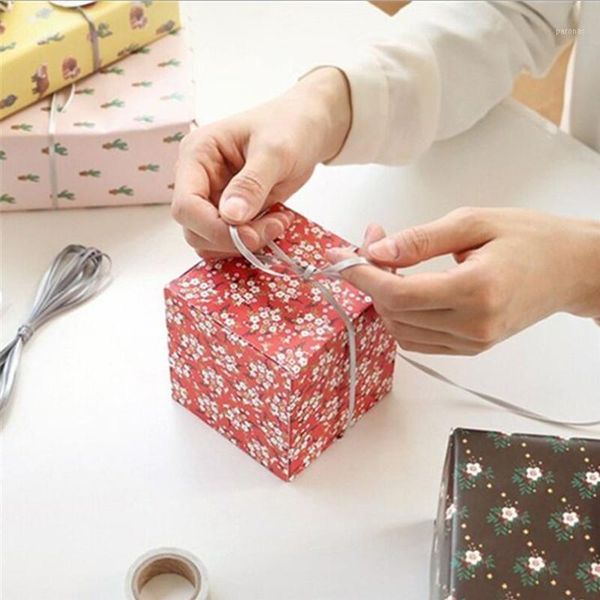 gift wrap paper box 9x9x9cm 10pcs red flower korean version of the small fresh birthday hand candy cookie1
gift wrap paper box 9x9x9cm 10pcs red flower korean version of the small fresh birthday hand candy cookie1