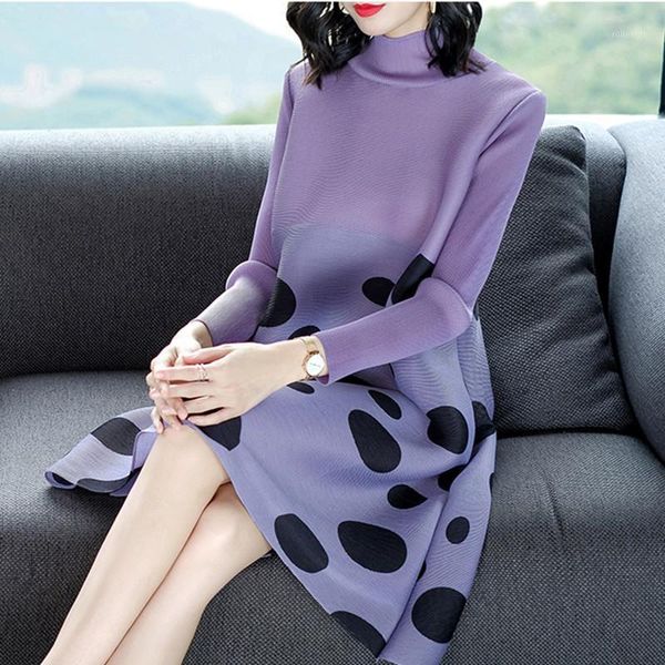 azterumi special pleats spring new women fashion large size loose dress stand collar polka dot miyak pleated mini dresses1, Black;gray
azterumi special pleats spring new women fashion large size loose dress stand collar polka dot miyak pleated mini dresses1, Black;gray