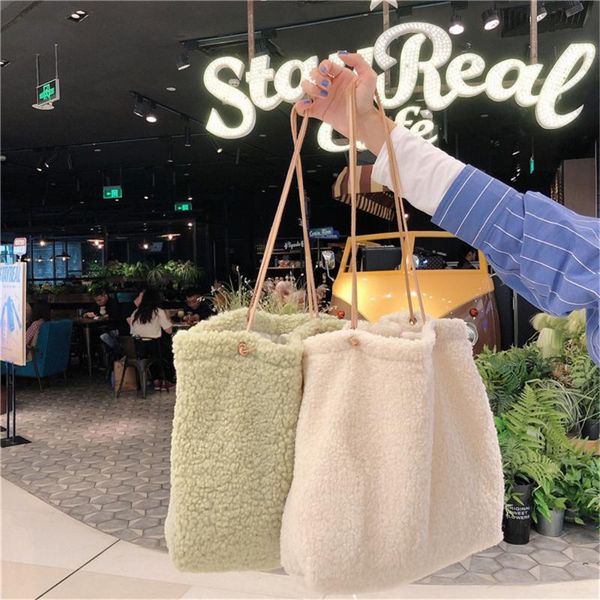 2020 winter new large-capacity ladies bag woman shopping handbags solid color shoulder bag
2020 winter new large-capacity ladies bag woman shopping handbags solid color shoulder bag