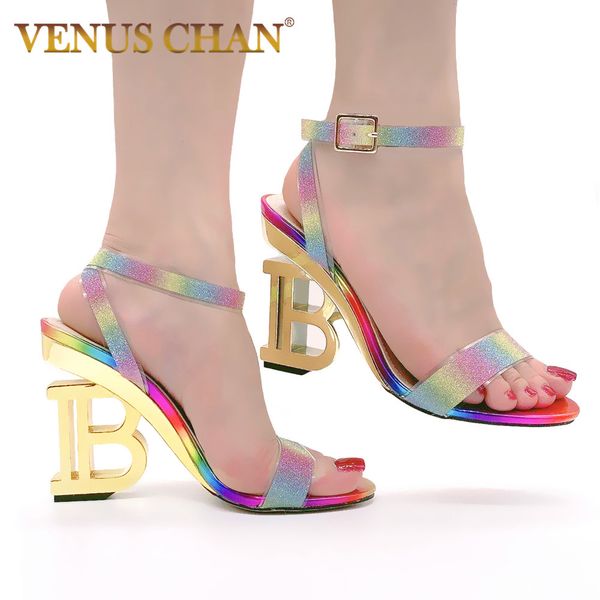 2020 elegant style nigerian women shoes in teal color comfortable heels decorate with rhinestone for wedding party 1007, Black;white
2020 elegant style nigerian women shoes in teal color comfortable heels decorate with rhinestone for wedding party 1007, Black;white