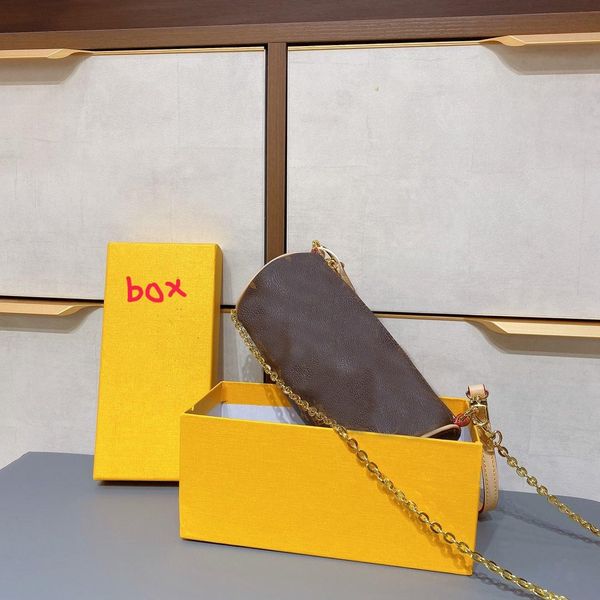 new designer barrel-shaped bags womens fashion handbag designer lady pillow bags for party pillow bag with box shoulder bags
new designer barrel-shaped bags womens fashion handbag designer lady pillow bags for party pillow bag with box shoulder bags