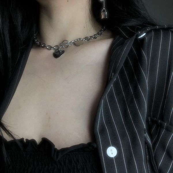 chokers 2021 korean chain love heart letter short necklace personality street fashion disco collar for women, Golden;silver
chokers 2021 korean chain love heart letter short necklace personality street fashion disco collar for women, Golden;silver