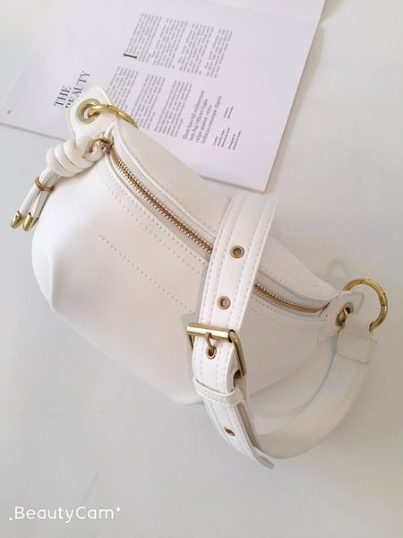 chest pack 2020 new messenger-style waist bag shoulder bag with chain messenger bag luxurys designers crossbody bags
chest pack 2020 new messenger-style waist bag shoulder bag with chain messenger bag luxurys designers crossbody bags