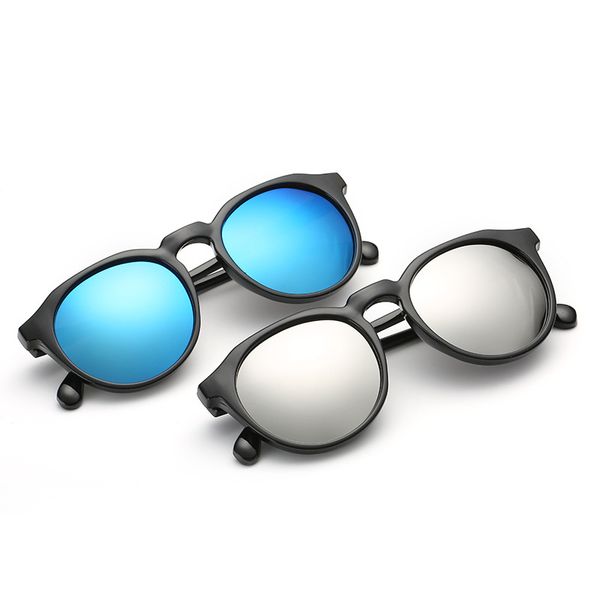 22ss sale polarized sunglasses men women classic plastic frame driving sun glasses male female fashion shades uv400, White;black
22ss sale polarized sunglasses men women classic plastic frame driving sun glasses male female fashion shades uv400, White;black