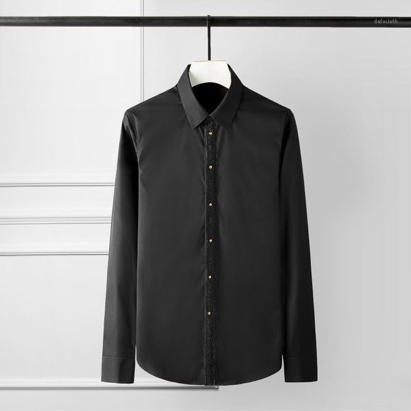 new men shirt luxury lace and rivet design long sleeve mens shirts fashion casual black white party shirts men plus size 4xl1, White;black
new men shirt luxury lace and rivet design long sleeve mens shirts fashion casual black white party shirts men plus size 4xl1, White;black