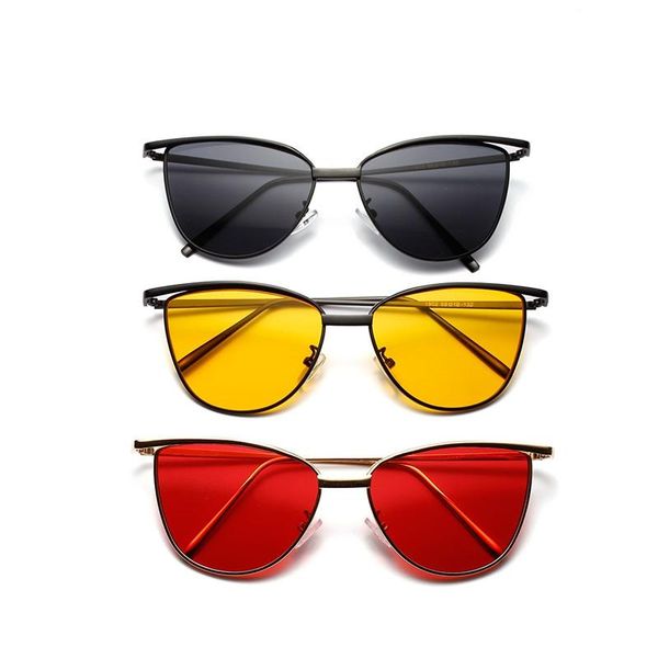 2020 new fashion brand retro pilot sunglasses transparent color lens eyeglasses women vintage uv400 shades eyewear for women, White;black
2020 new fashion brand retro pilot sunglasses transparent color lens eyeglasses women vintage uv400 shades eyewear for women, White;black