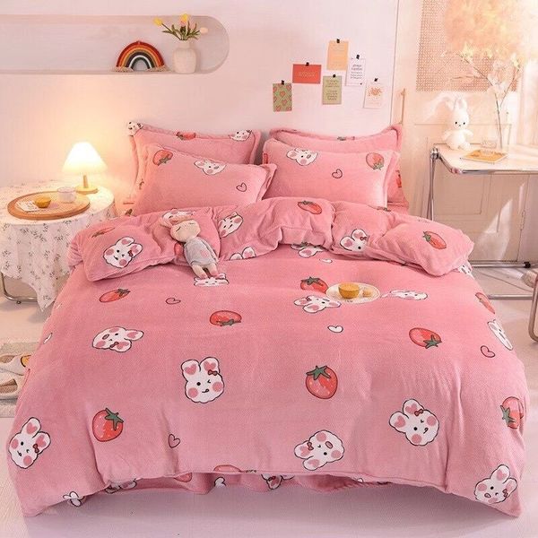 2020 pink designer bedding sets warm winter bed comforters sets floral peach luxury winter bedding
2020 pink designer bedding sets warm winter bed comforters sets floral peach luxury winter bedding