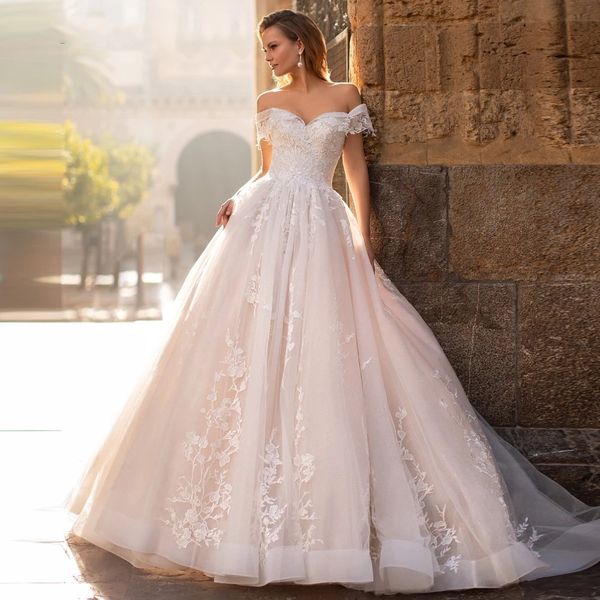 2021 puffy tulle lace wedding dresses lace appliques bridal gowns beach off the shoulder princess dresses plus size lace-up marriage gowns, White
2021 puffy tulle lace wedding dresses lace appliques bridal gowns beach off the shoulder princess dresses plus size lace-up marriage gowns, White